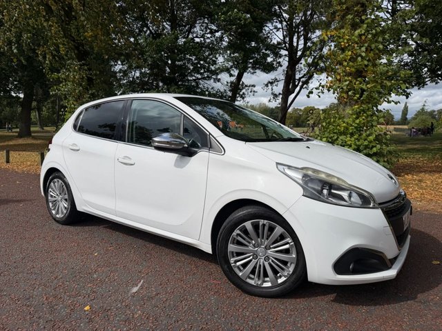 2015 PEUGEOT 208 2015 1.6 BLUEHDI ALLURE HATCHBACK 5DR DIESEL MANUAL EURO 6 S S... photo