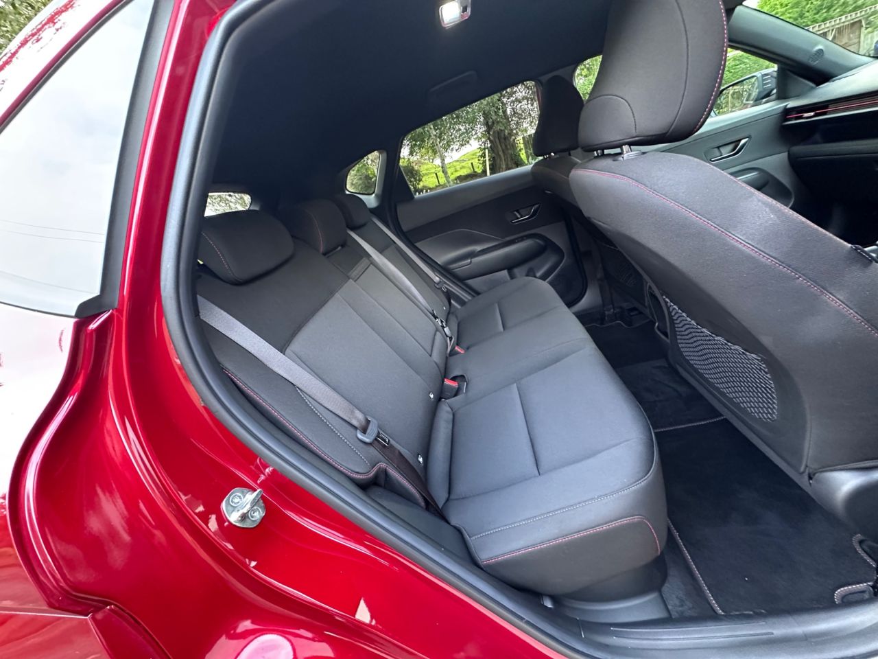 2024 HYUNDAI KONA 1.6 h-GDi N Line SUV 5dr Petrol Hybrid DCT Euro 6 (s/s) (129 ps) - vehicle photo 11 for sale on PureCar