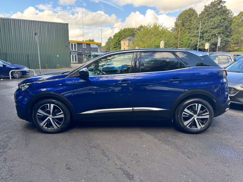 2017 Peugeot 3008 — image 12