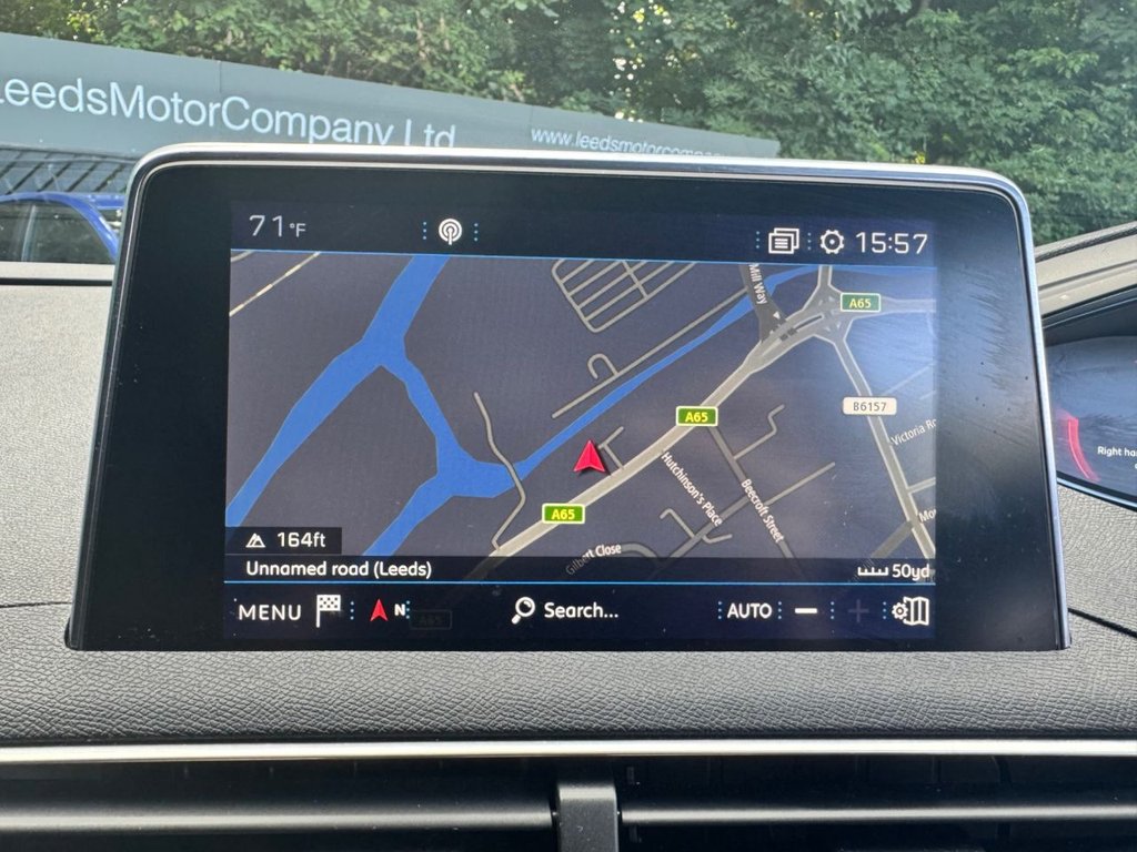 2017 Peugeot 3008 — image 42