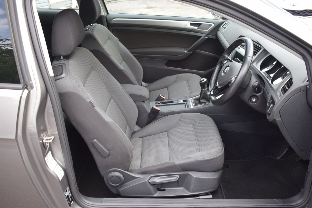 2016 VOLKSWAGEN GOLF 1.4 TSI BlueMotion Tech Match Edition Hatchback 3dr Petrol Manual Euro 6 (s - vehicle photo 13 for sale on PureCar
