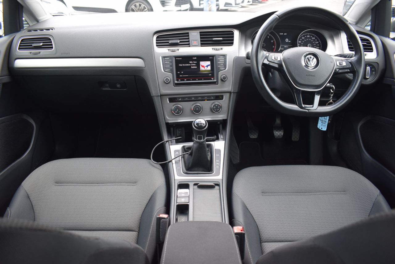 2016 VOLKSWAGEN GOLF 1.4 TSI BlueMotion Tech Match Edition Hatchback 3dr Petrol Manual Euro 6 (s - vehicle photo 17 for sale on PureCar