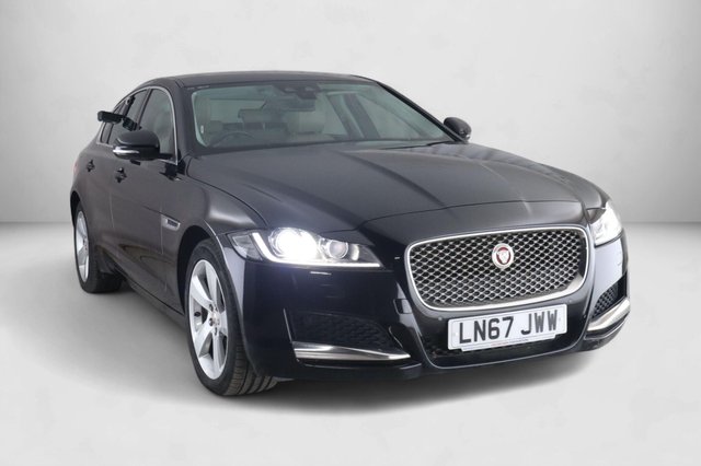 2017 Jaguar XF