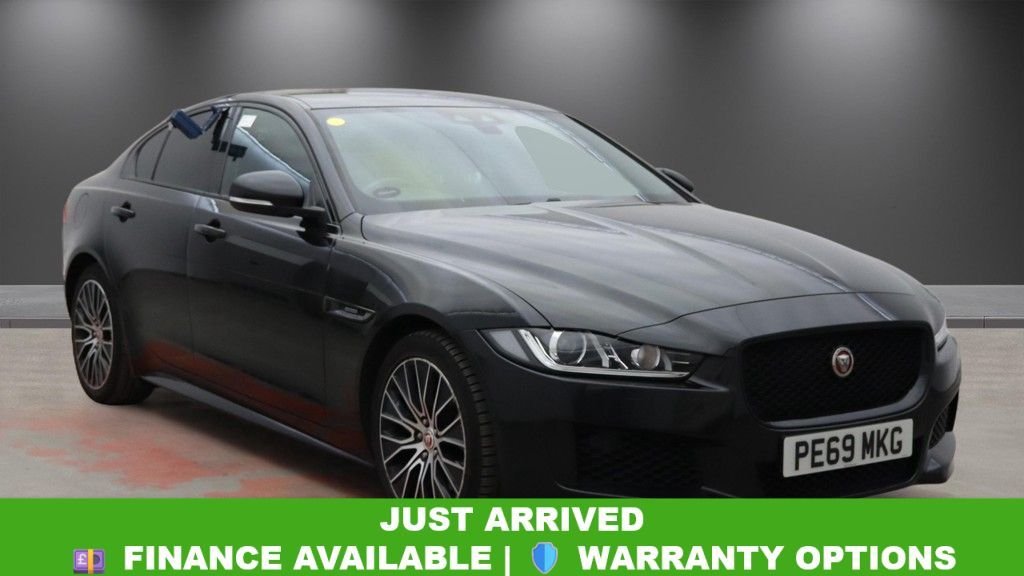 2019 Jaguar XE exterior view