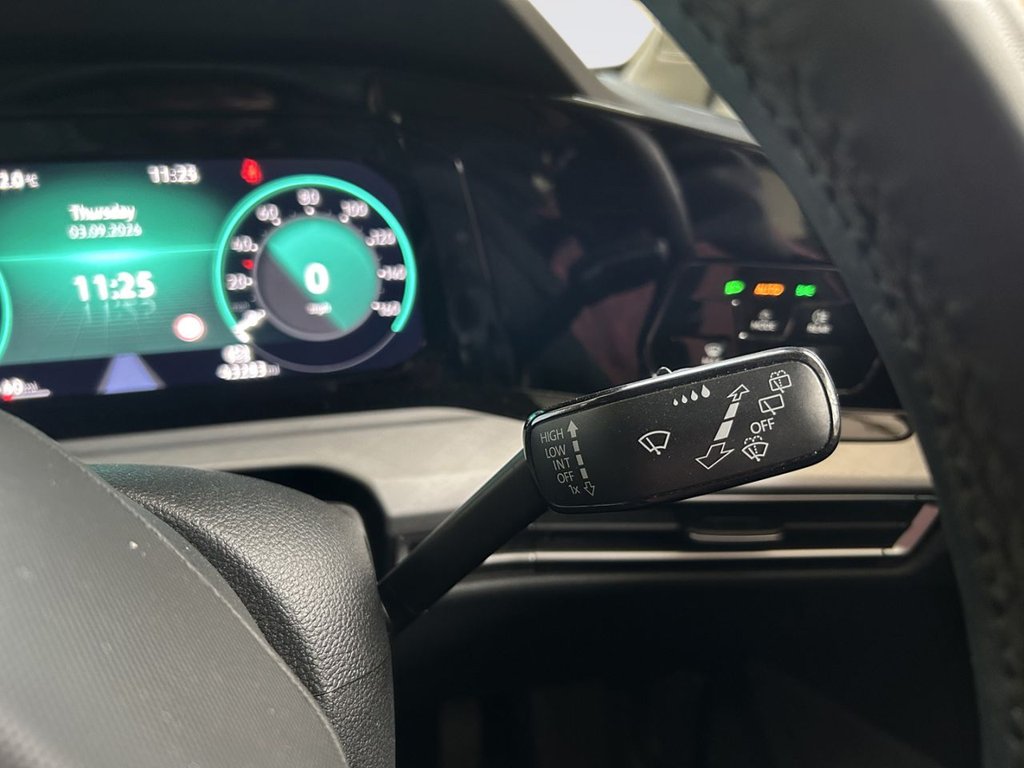 2024 Volkswagen Golf — image 16