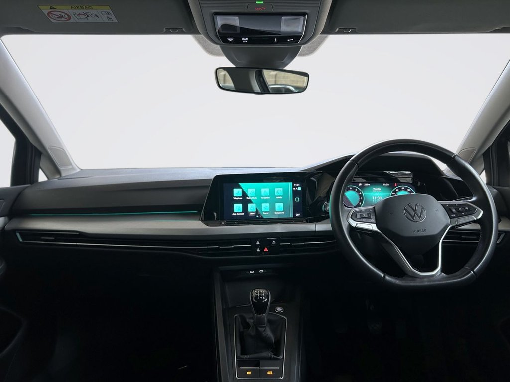 2024 Volkswagen Golf — image 2
