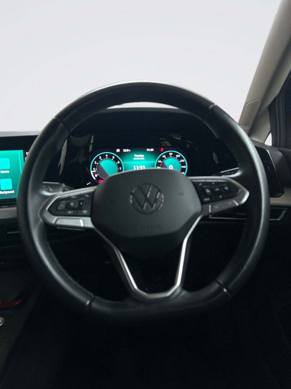 2024 Volkswagen Golf — image 11