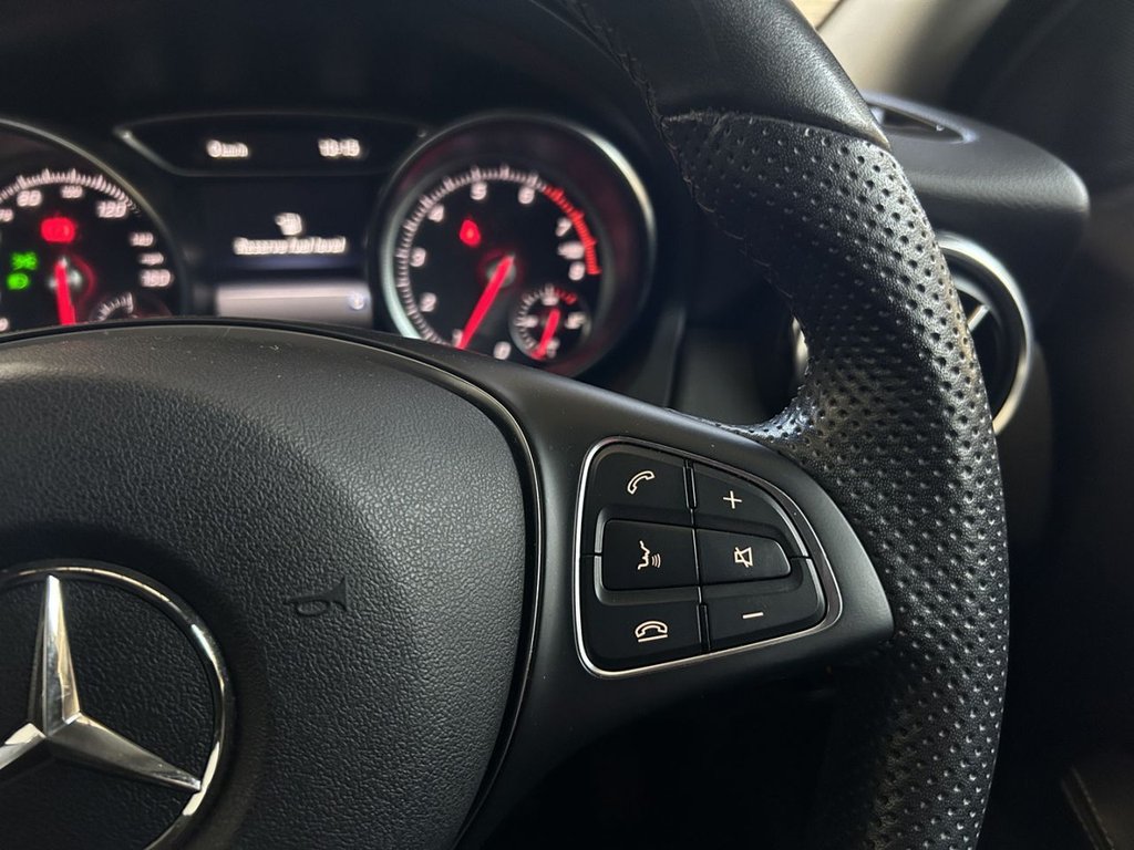 2019 Mercedes-Benz GLA — image 12