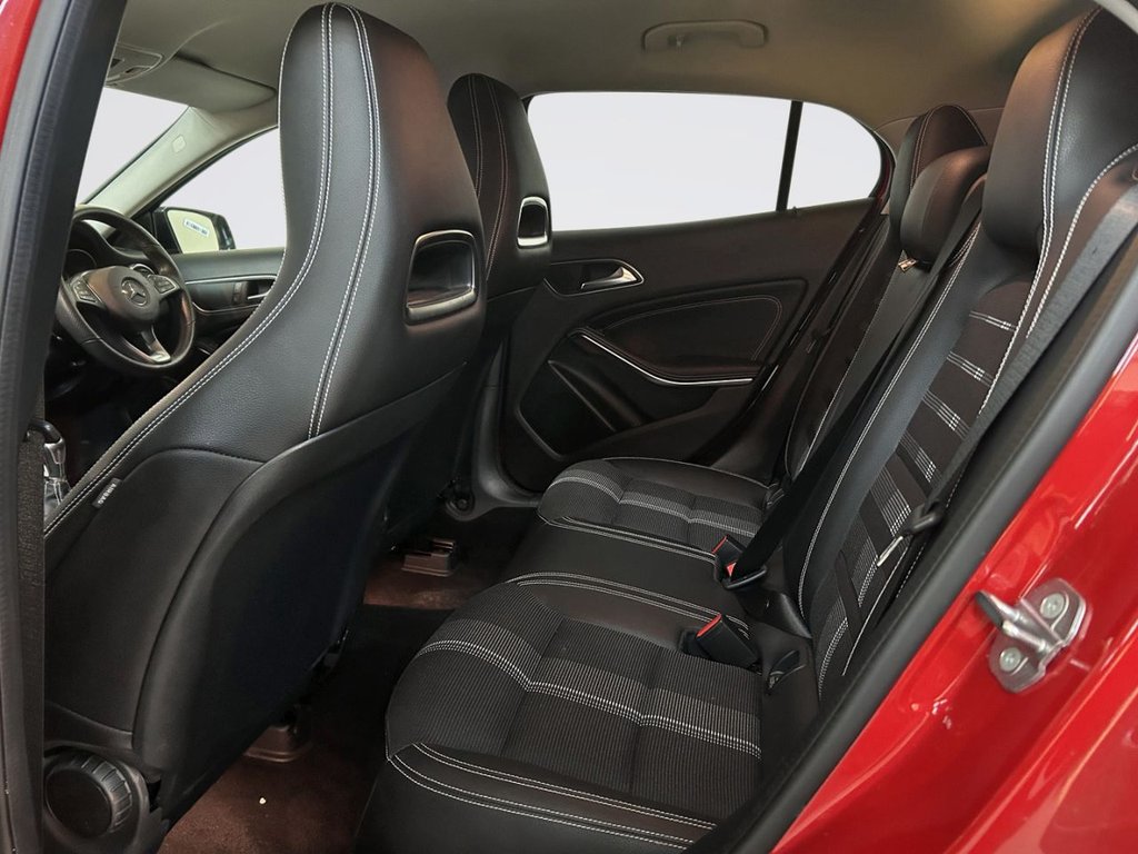 2019 Mercedes-Benz GLA — image 7