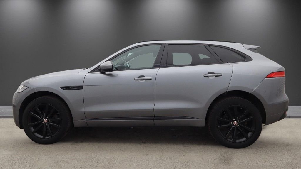 2019 Jaguar F-PACE — image 6