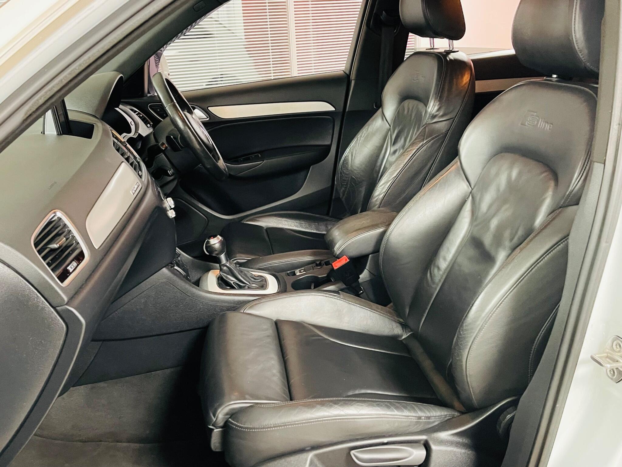 2016 66 AUDI Q3