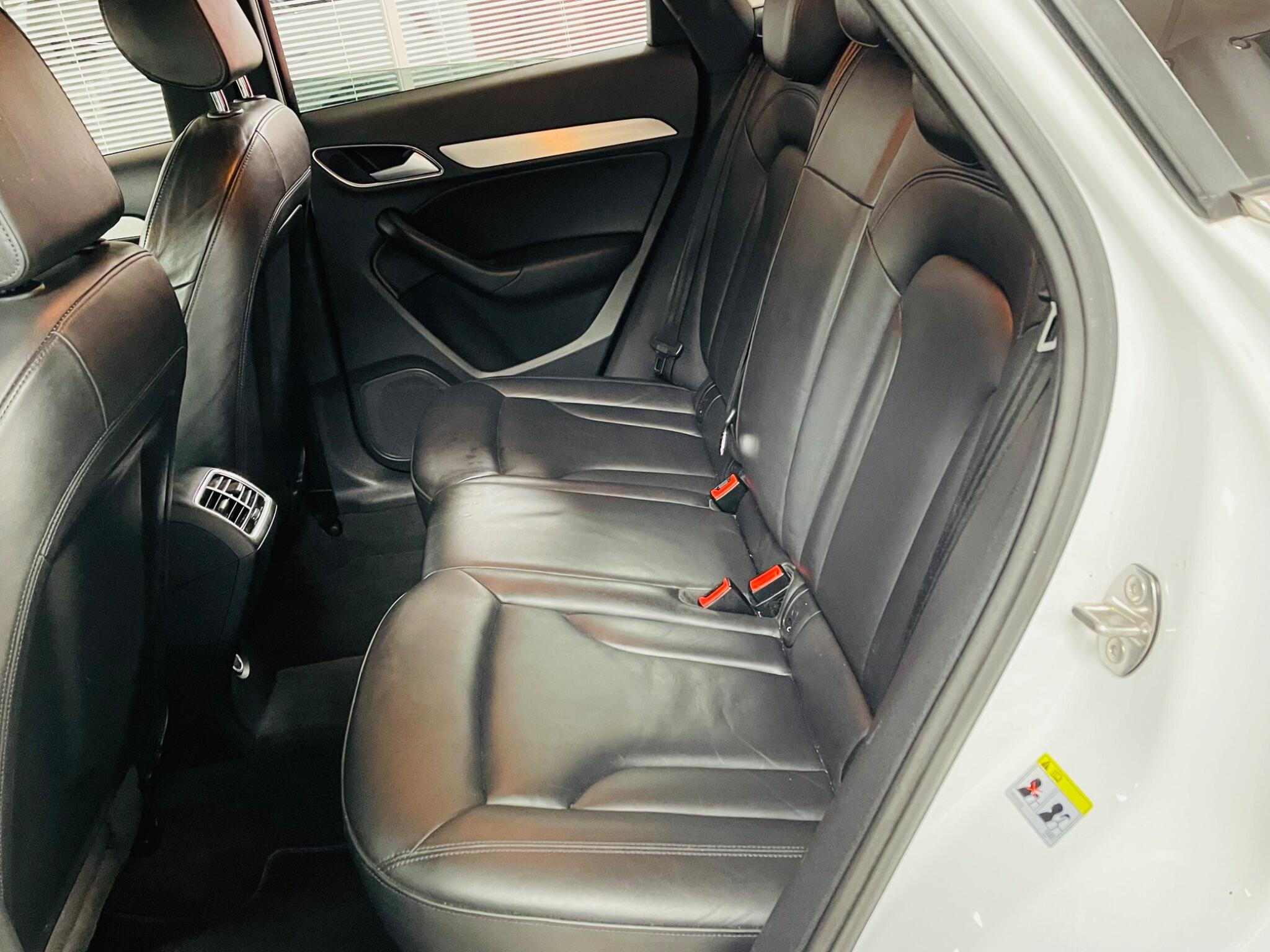 2016 66 AUDI Q3