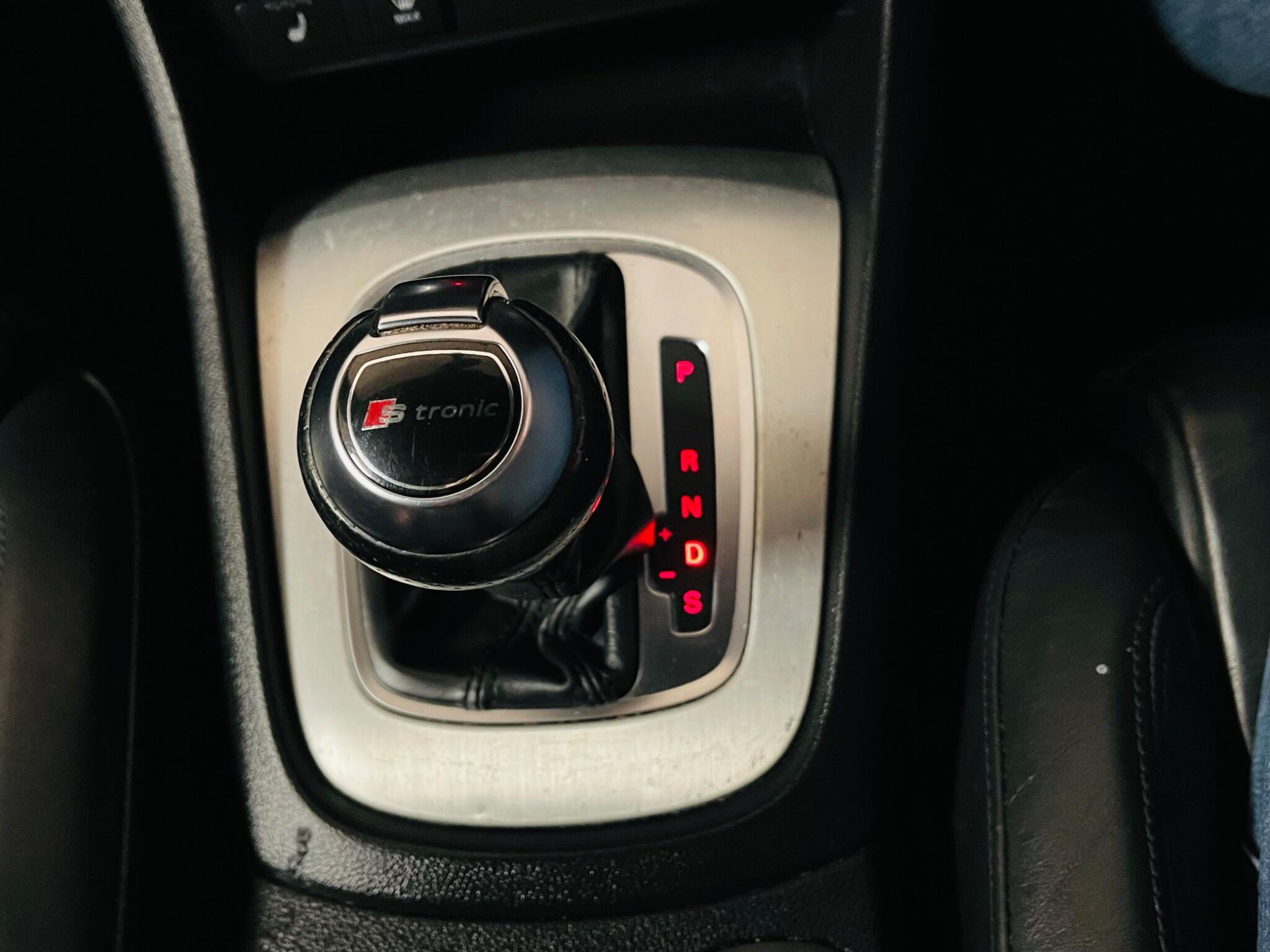 2016 66 AUDI Q3