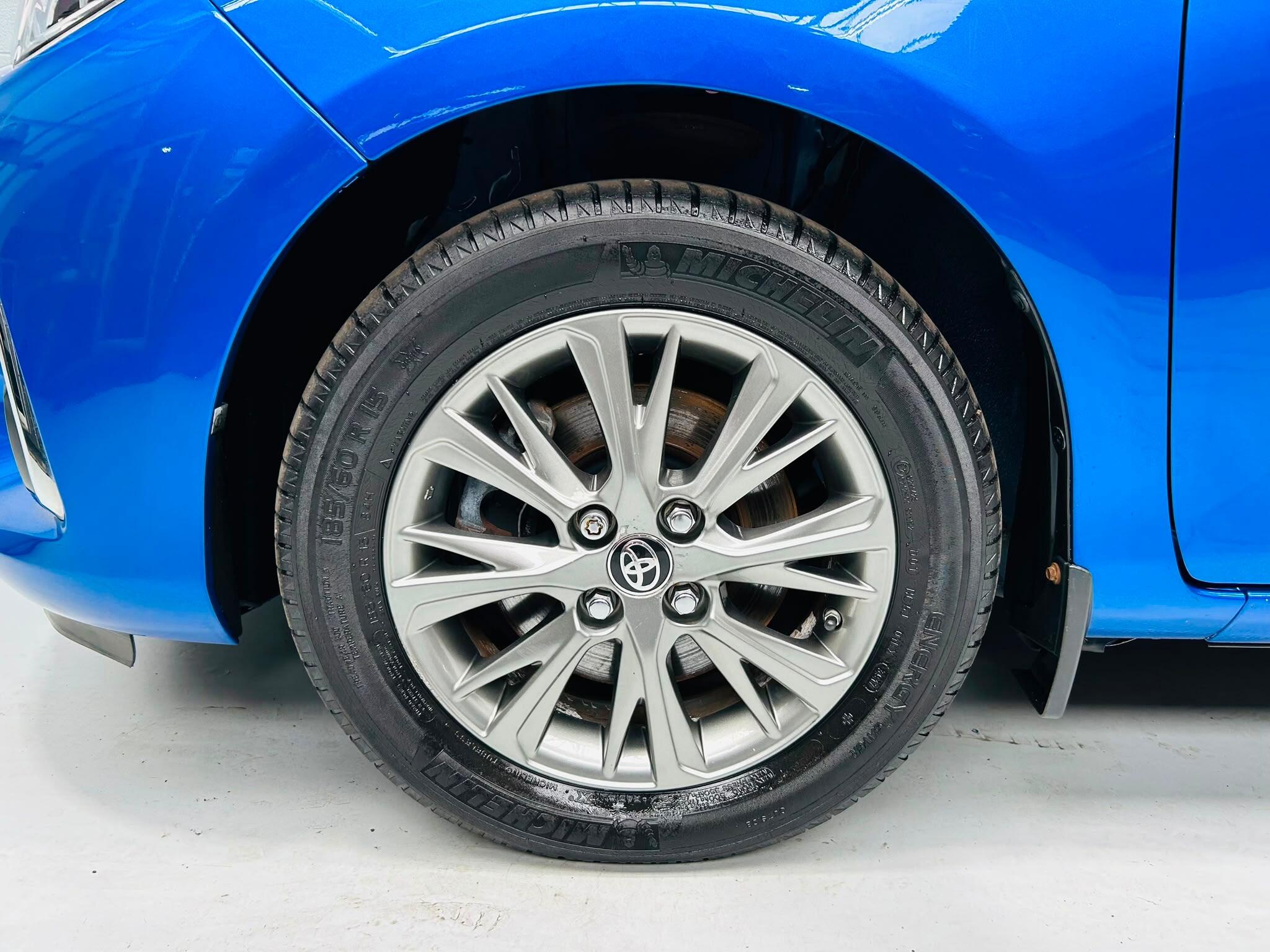 2018 TOYOTA YARIS 1.5 VVT-h Icon E-CVT Euro 6 (s/s) 5dr - vehicle photo 12 for sale on PureCar
