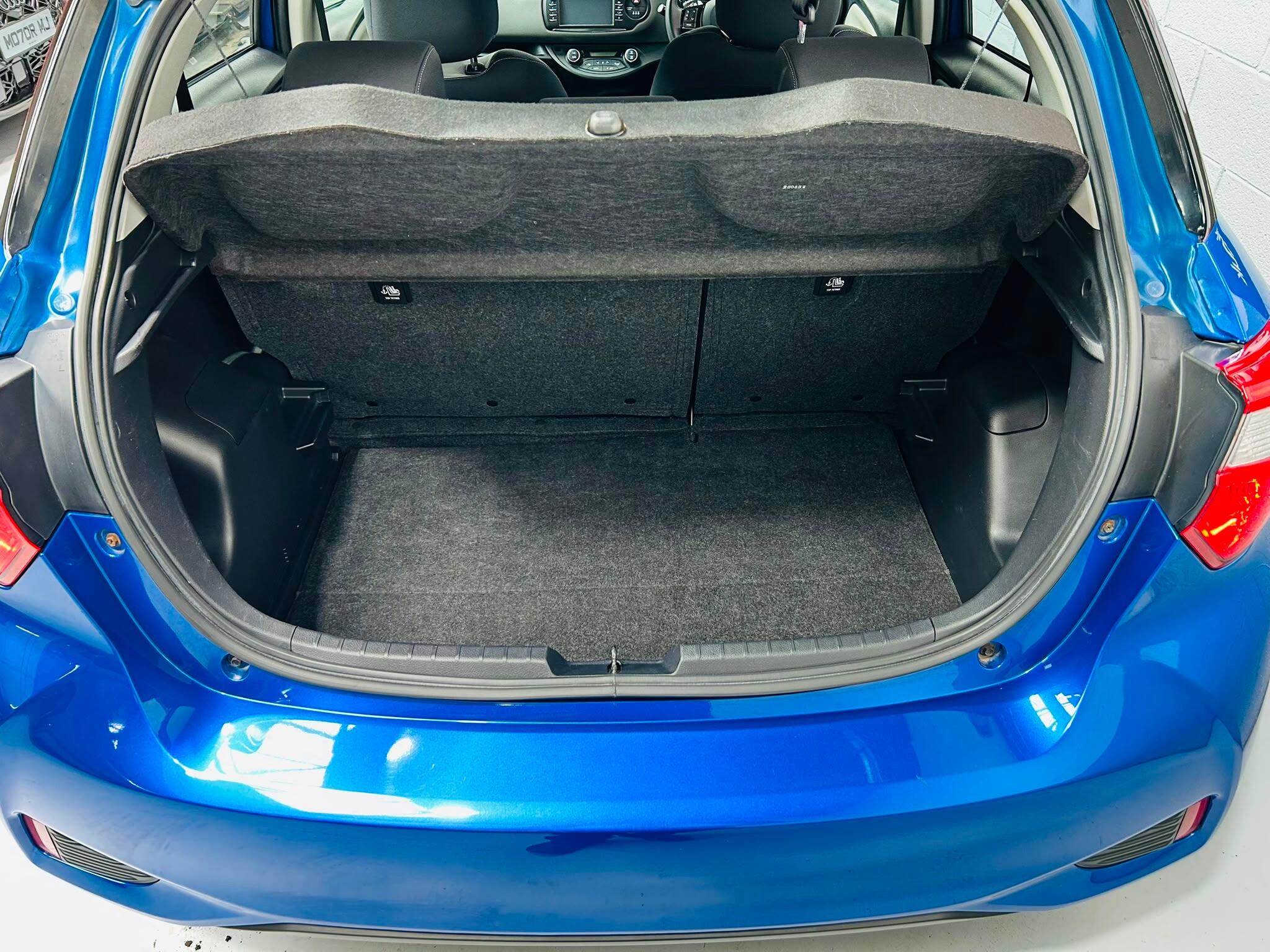 2018 TOYOTA YARIS 1.5 VVT-h Icon E-CVT Euro 6 (s/s) 5dr - vehicle photo 17 for sale on PureCar
