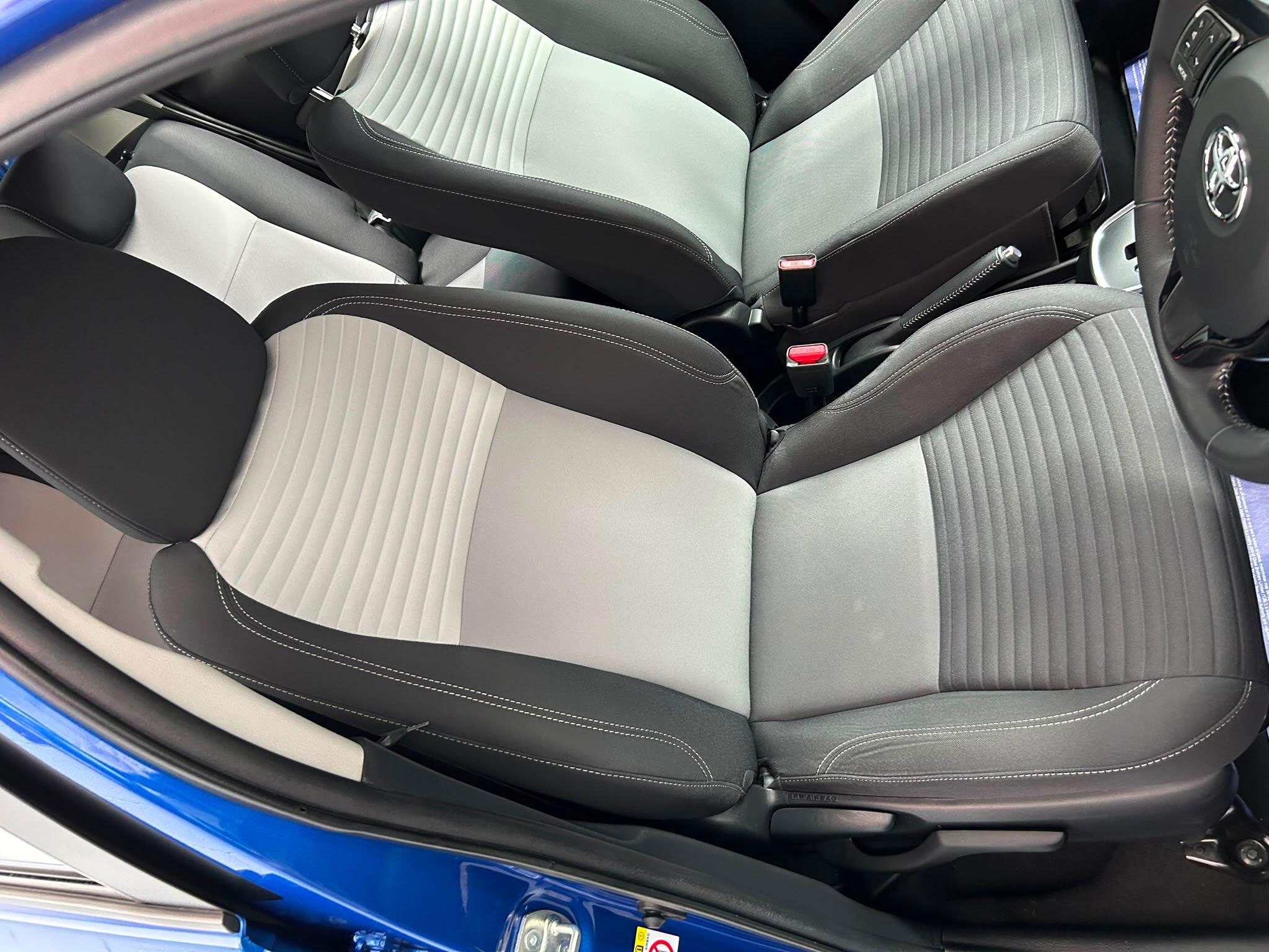 2018 TOYOTA YARIS 1.5 VVT-h Icon E-CVT Euro 6 (s/s) 5dr - vehicle photo 19 for sale on PureCar