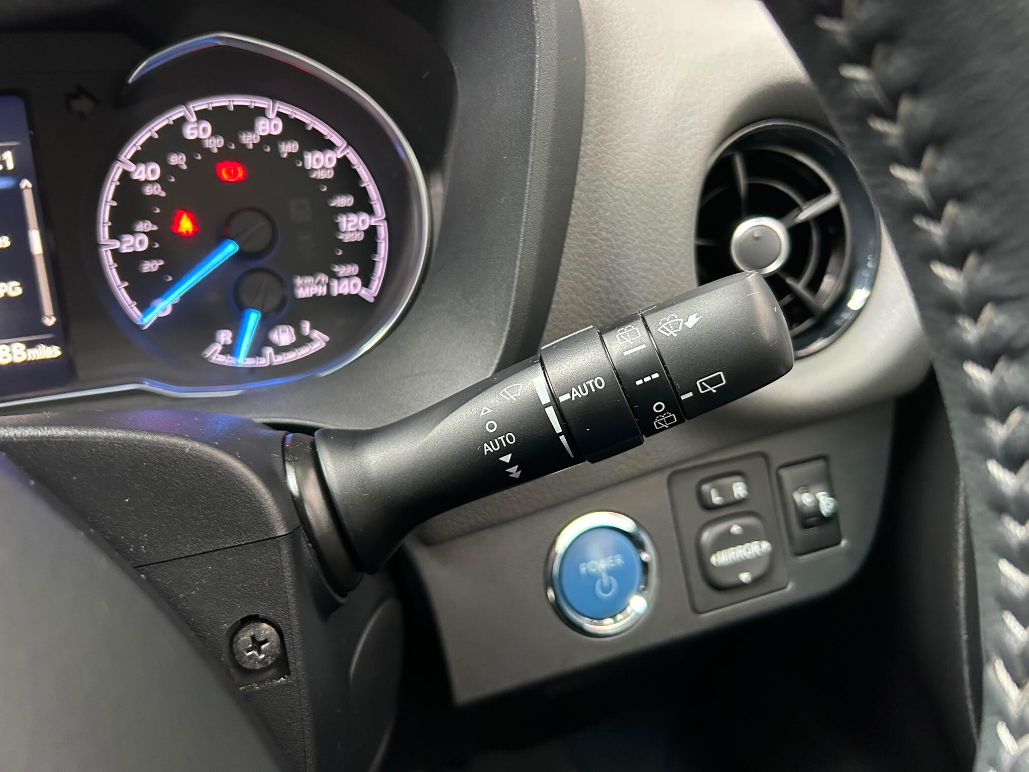 2018 TOYOTA YARIS 1.5 VVT-h Icon E-CVT Euro 6 (s/s) 5dr - vehicle photo 33 for sale on PureCar