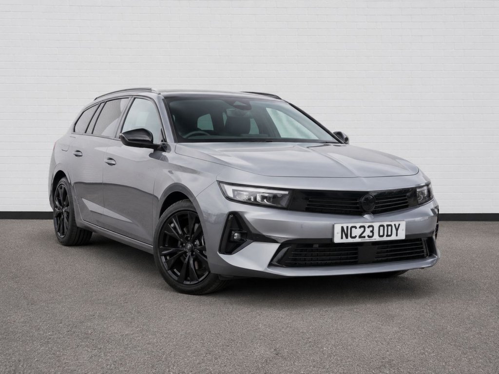 2023 Vauxhall Astra exterior view