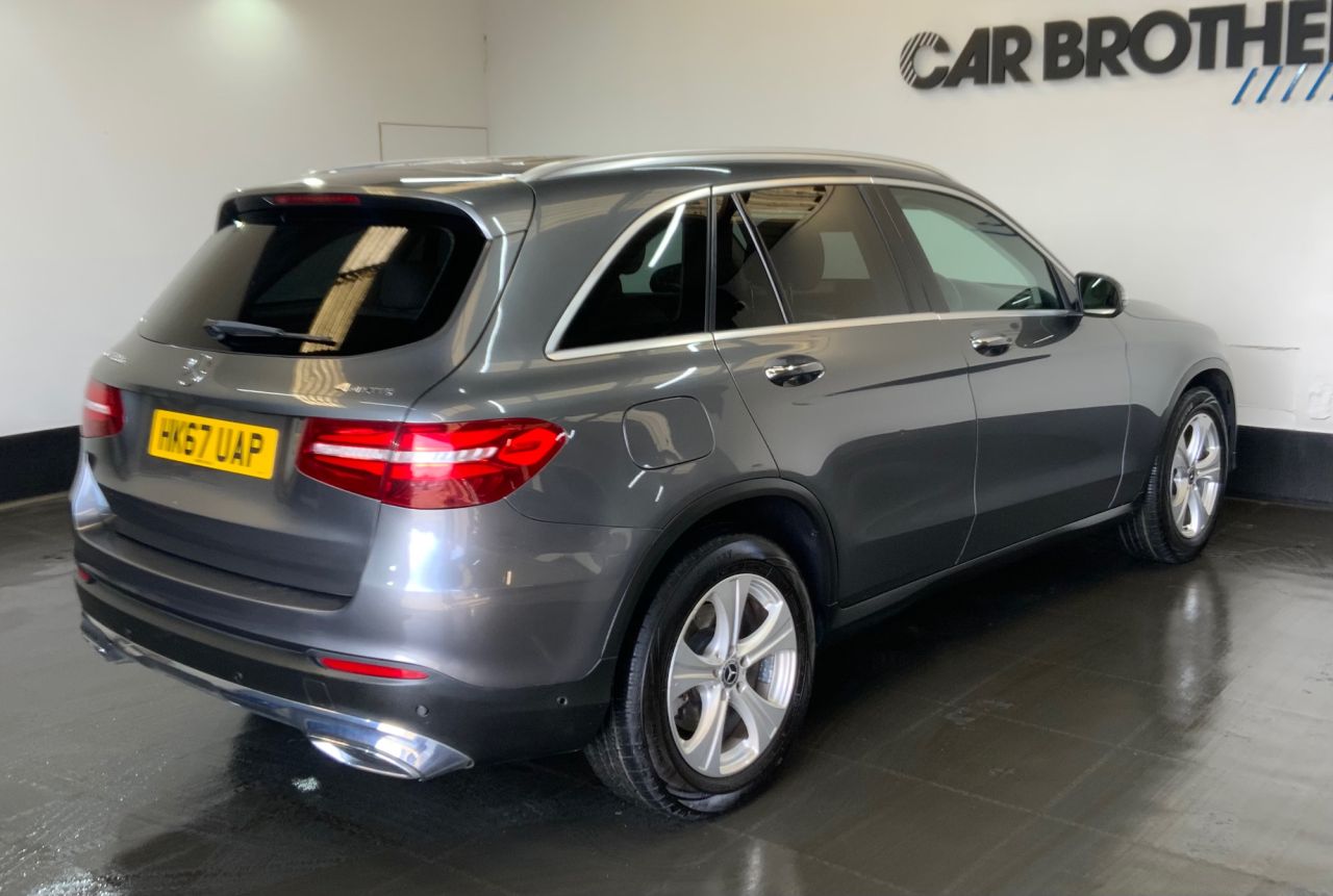 2018 MERCEDES GLC 3.0 GLC350d V6 Sport (Premium Plus) SUV 5dr Diesel G-Tronic 4MATIC Euro 6 ( - vehicle photo 4 for sale on PureCar