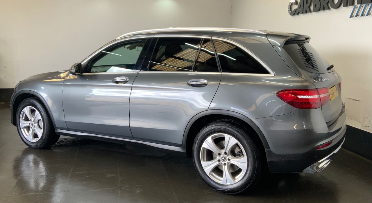 2018 MERCEDES GLC 3.0 GLC350d V6 Sport (Premium Plus) SUV 5dr Diesel G-Tronic 4MATIC Euro 6 ( - vehicle photo 6 for sale on PureCar