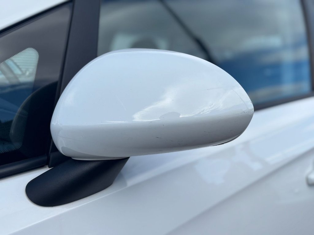 2018 Vauxhall Corsa — image 9