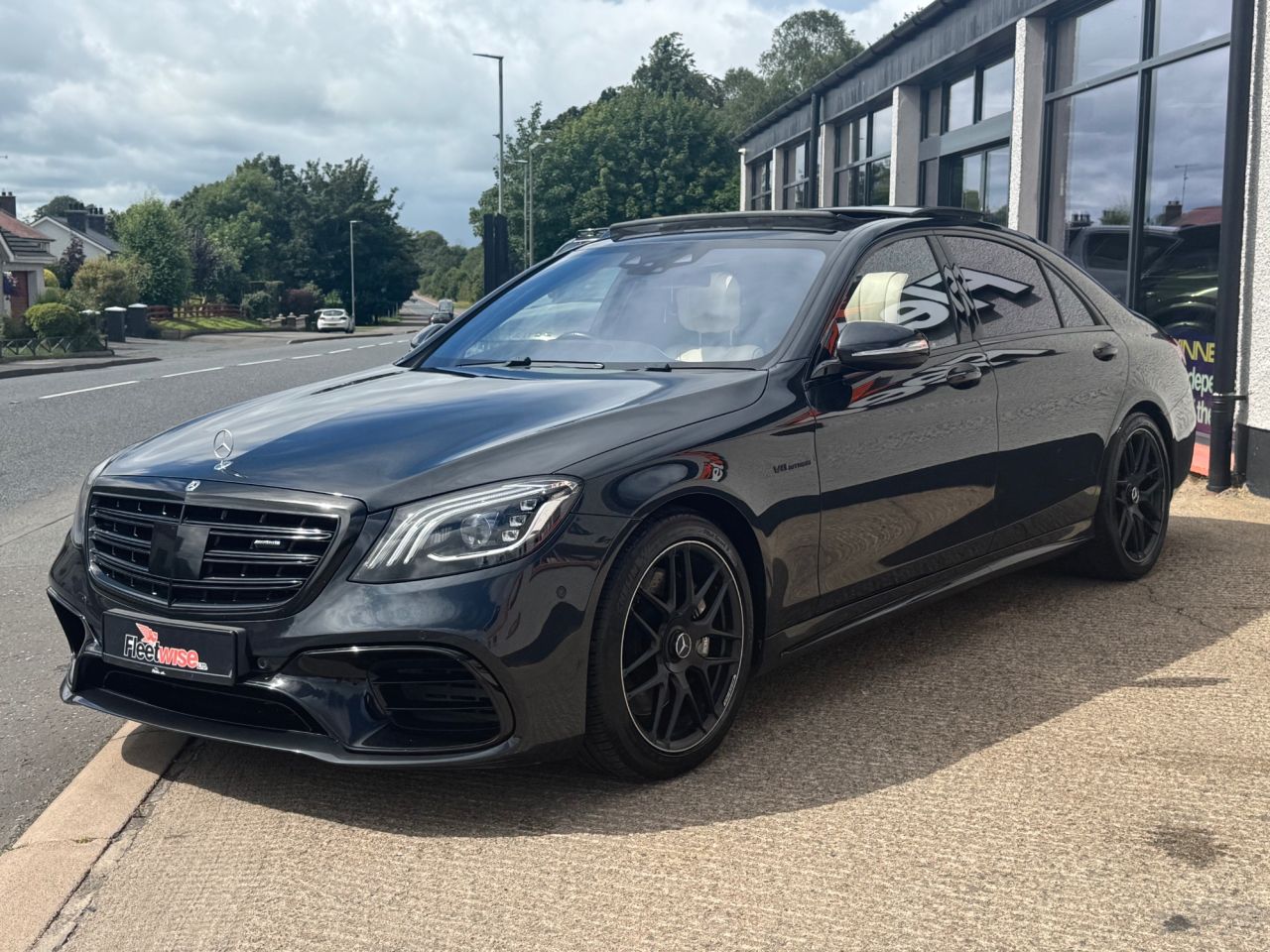 2018 MERCEDES S CLASS 4.0 S63L V8 BiTurbo AMG (Executive) Saloon 4dr Petrol SpdS MCT Euro 6 (s/s) - vehicle photo 3 for sale on PureCar