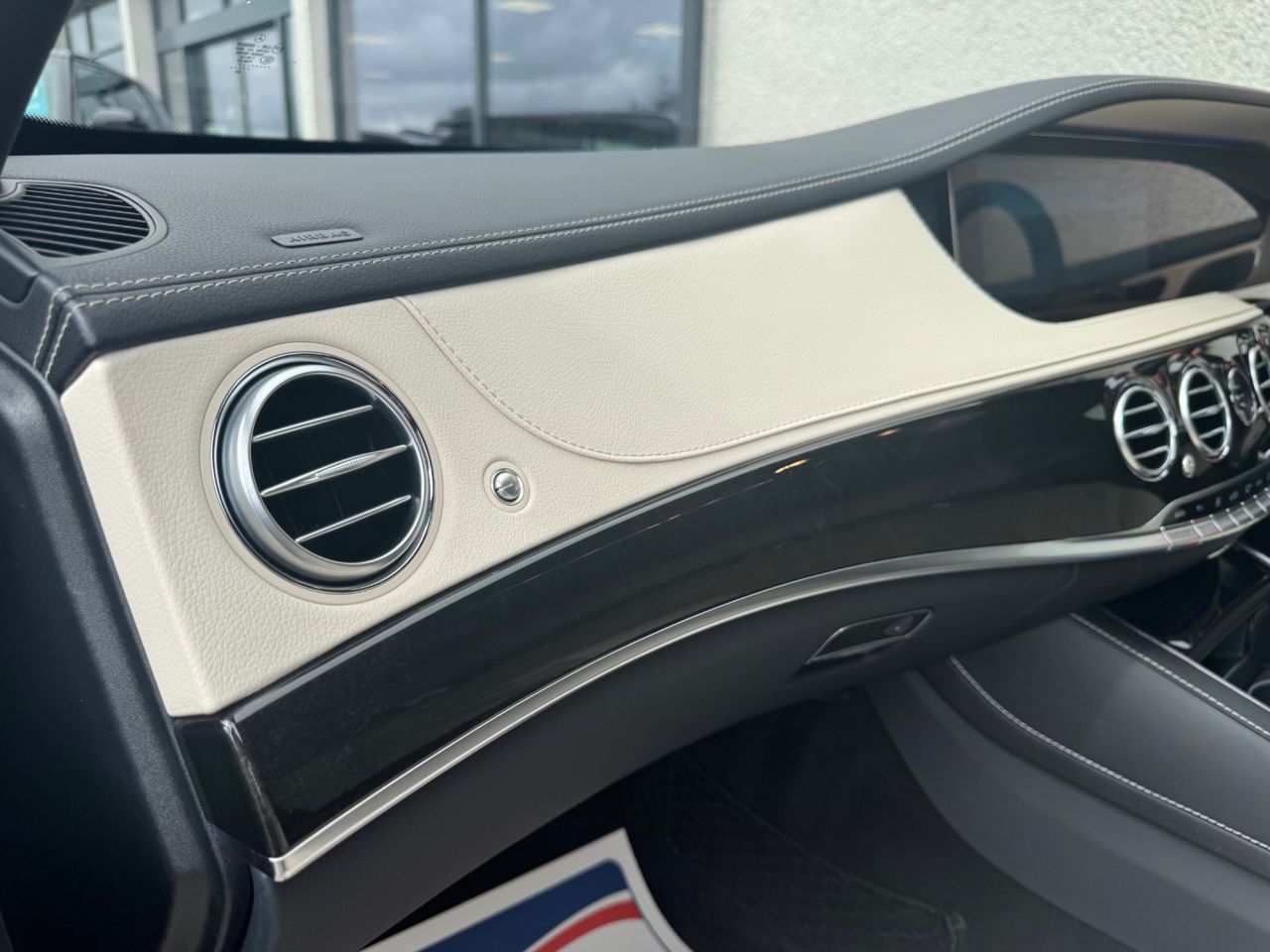 2018 MERCEDES S CLASS 4.0 S63L V8 BiTurbo AMG (Executive) Saloon 4dr Petrol SpdS MCT Euro 6 (s/s) - vehicle photo 31 for sale on PureCar