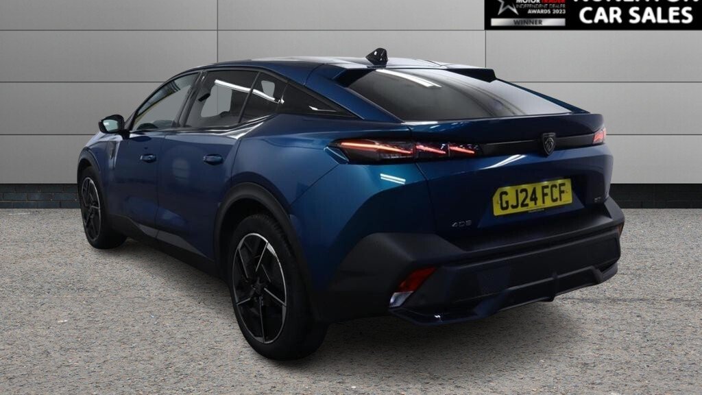 2024 Peugeot 408 — image 4