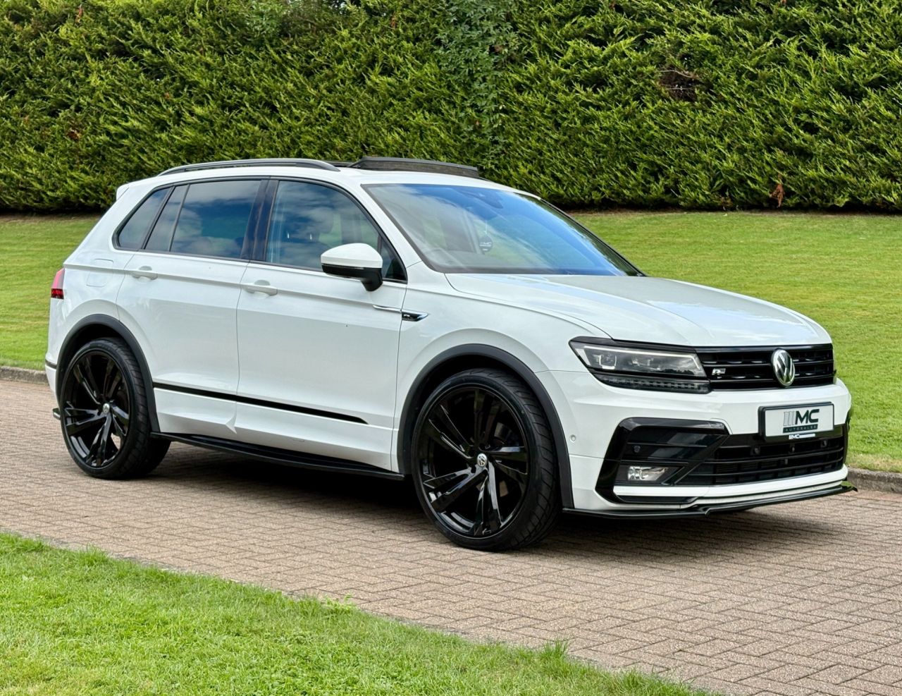 2020 VOLKSWAGEN TIGUAN 2.0 TDI R-Line Tech SUV 5dr Diesel DSG 4Motion Euro 6 (s/s) (150 ps) - vehicle photo 5 for sale on PureCar