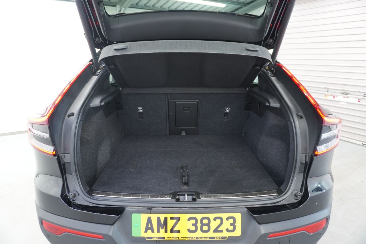 2023 VOLVO C40 Recharge 69kWh Plus SUV 5dr Electric Auto (231 ps) - vehicle photo 20 for sale on PureCar