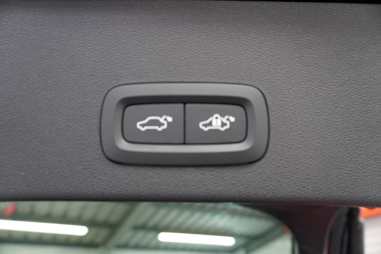 2023 VOLVO C40 Recharge 69kWh Plus SUV 5dr Electric Auto (231 ps) - vehicle photo 21 for sale on PureCar