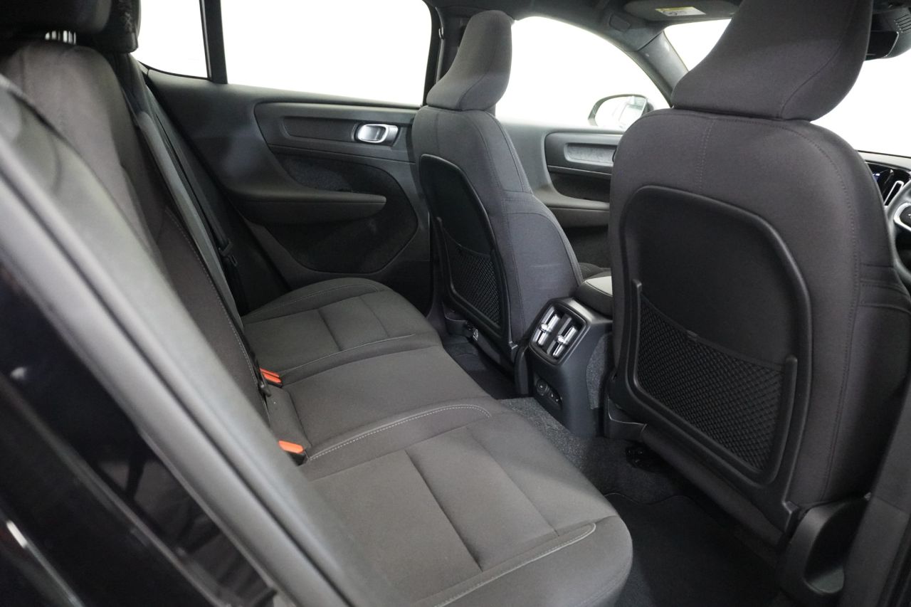 2023 VOLVO C40 Recharge 69kWh Plus SUV 5dr Electric Auto (231 ps) - vehicle photo 31 for sale on PureCar