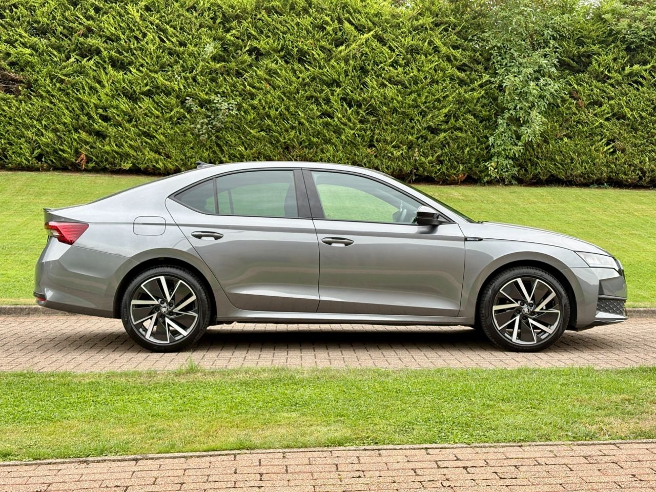 2025 SKODA OCTAVIA 2.0 TDI SportLine Hatchback 5dr Diesel DSG Euro 6 (s/s) (150 ps) - vehicle photo 7 for sale on PureCar