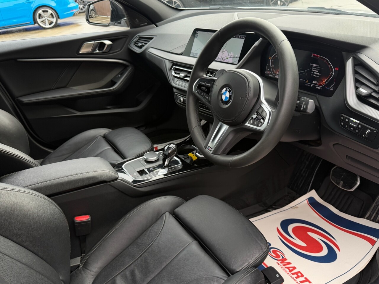 2020 BMW 1 SERIES 2.0 120d M Sport Hatchback 5dr Diesel Auto xDrive Euro 6 (s/s) (190 ps) - vehicle photo 7 for sale on PureCar