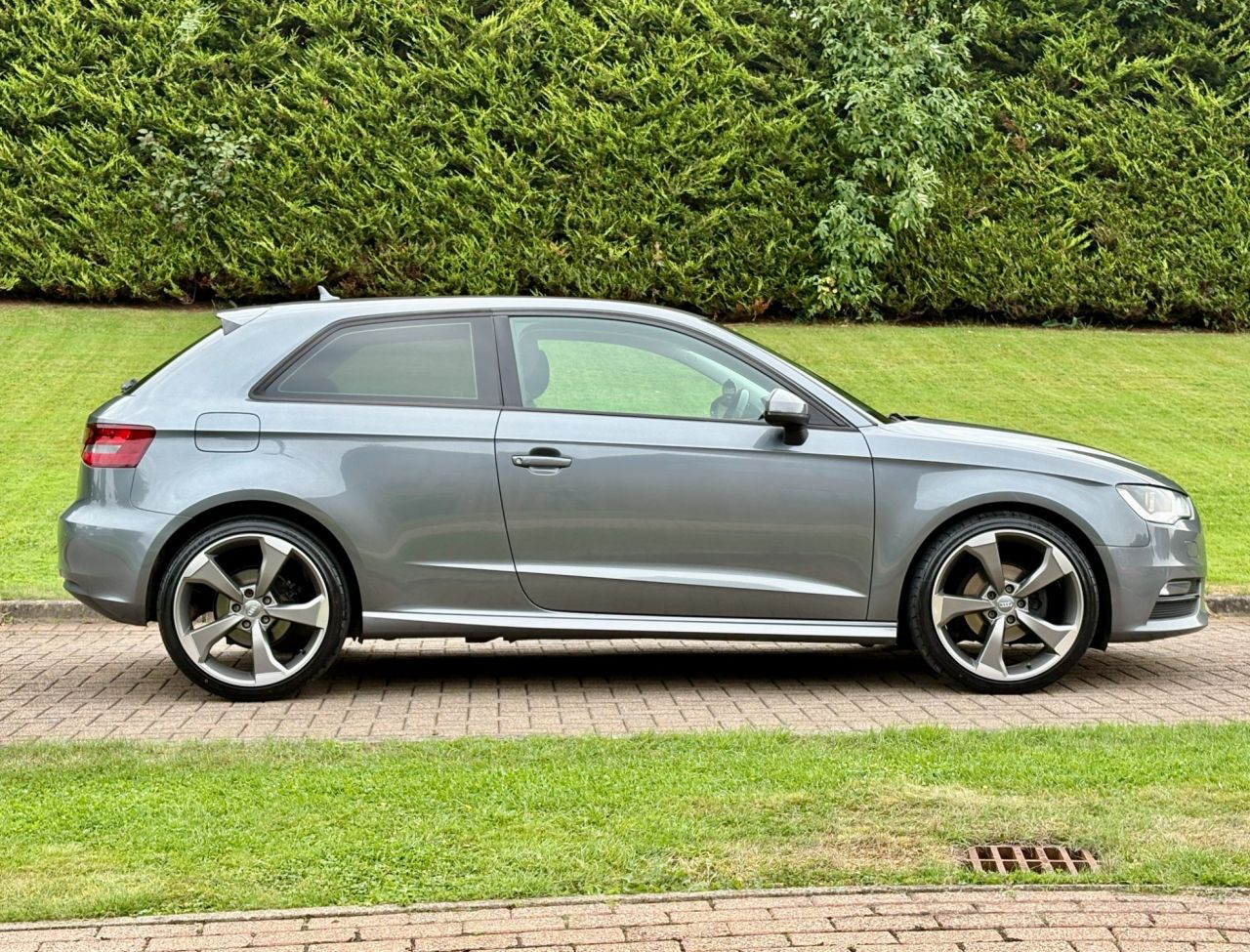 2016 AUDI A3 1.6 TDI ultra SE Technik Hatchback 3dr Diesel Manual Euro 6 (s/s) (110 ps) - vehicle photo 7 for sale on PureCar