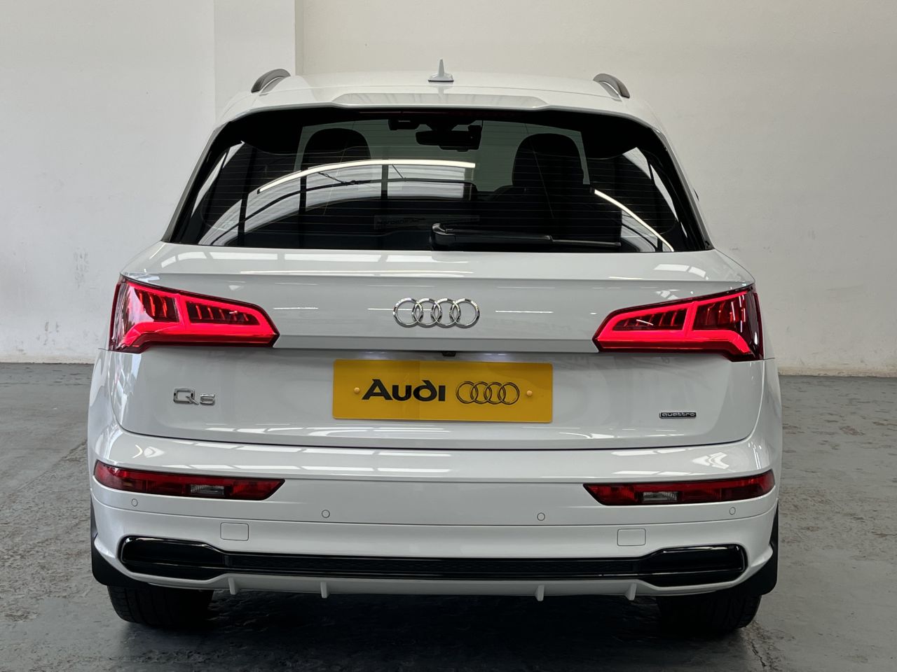 2019 AUDI Q5 S Line - vehicle photo 10 for sale on PureCar