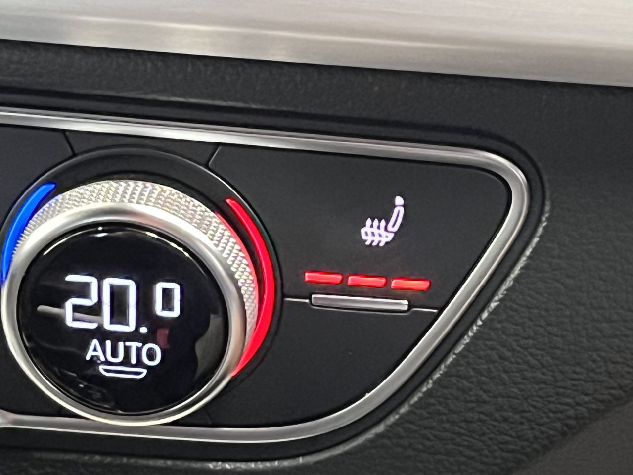2019 AUDI Q5 S Line - vehicle photo 26 for sale on PureCar