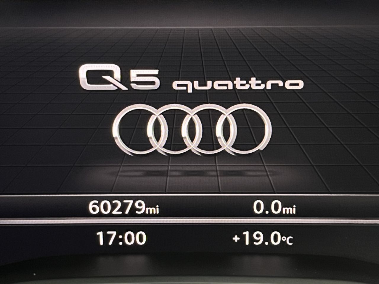 2019 AUDI Q5 S Line - vehicle photo 45 for sale on PureCar