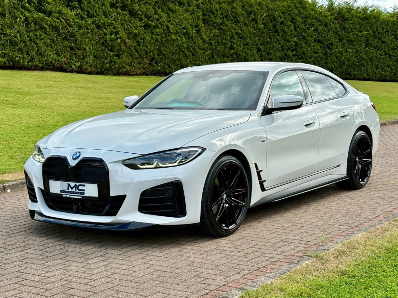 2022 BMW 4 SERIES GRAN COUPE 2.0 420d MHT M Sport Hatchback 5dr Diesel Hybrid Auto Euro 6 (s/s) (190 ps) - vehicle photo 2 for sale on PureCar