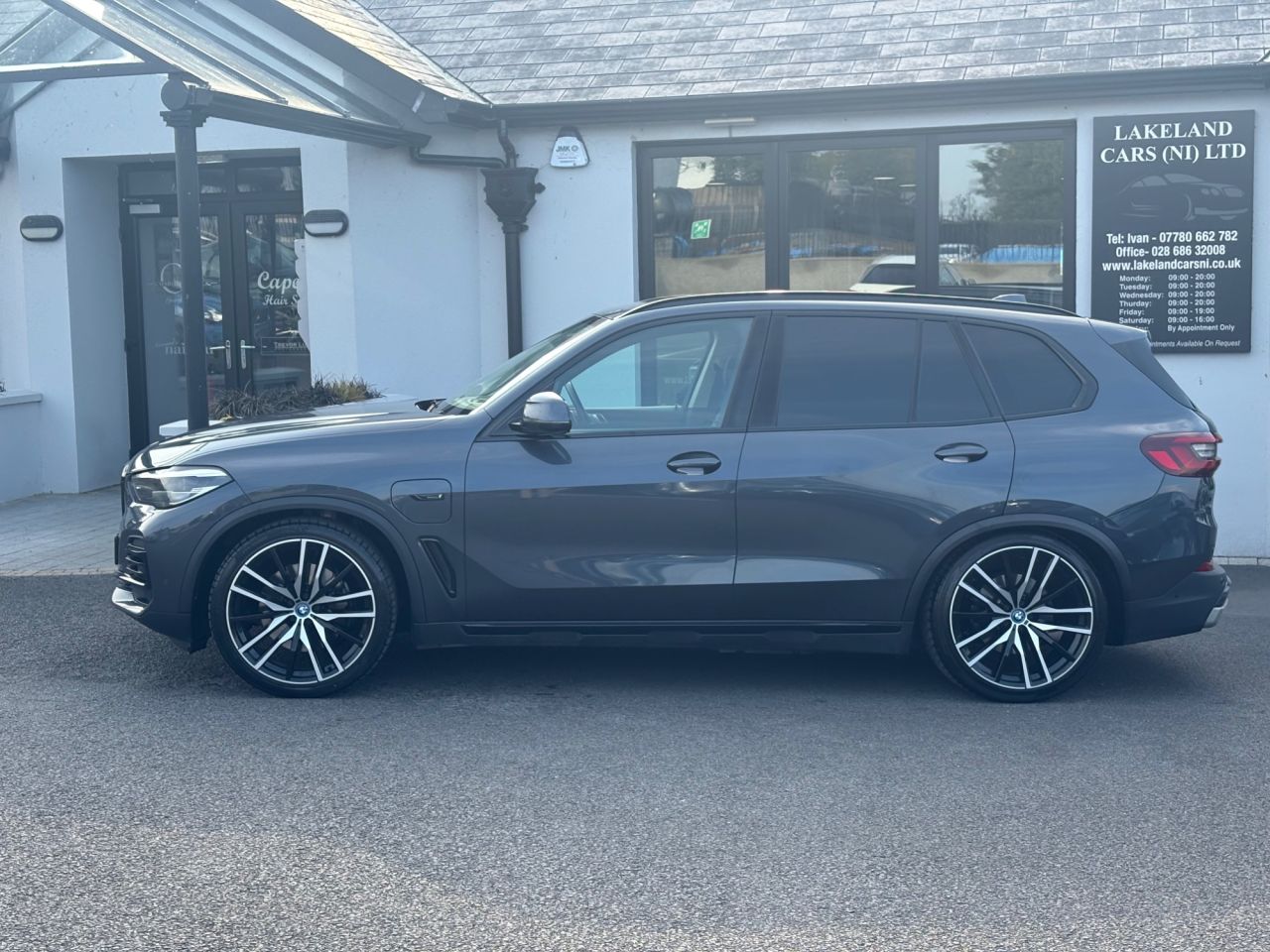 2022 BMW X5 3.0 45e 24kWh xLine SUV 5dr Petrol Plug-in Hybrid Auto xDrive Euro 6 (s/s) - vehicle photo 3 for sale on PureCar