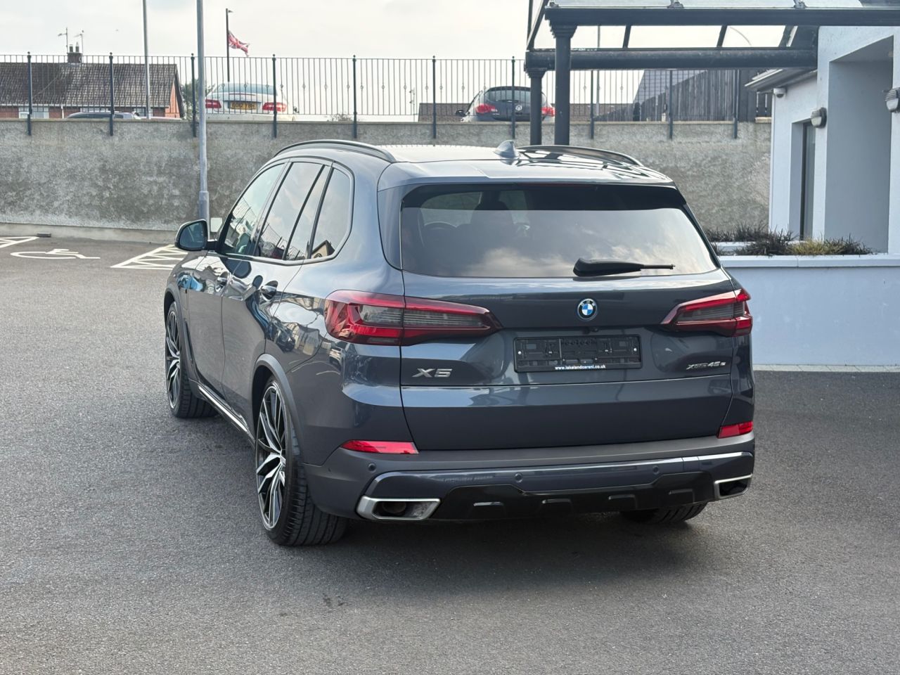 2022 BMW X5 3.0 45e 24kWh xLine SUV 5dr Petrol Plug-in Hybrid Auto xDrive Euro 6 (s/s) - vehicle photo 6 for sale on PureCar