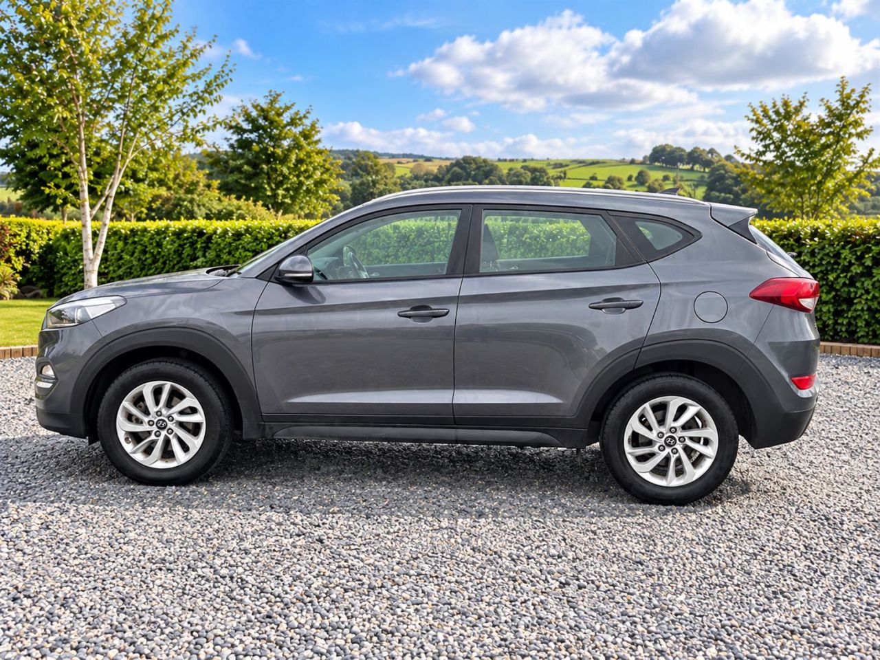 2018 HYUNDAI TUCSON 1.7 CRDi Blue Drive SE Nav SUV 5dr Diesel Manual Euro 6 (s/s) (116 ps) - vehicle photo 3 for sale on PureCar