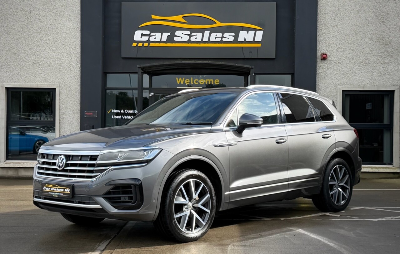 2019 VOLKSWAGEN TOUAREG 3.0 TDI V6 R-Line SUV 5dr Diesel Tiptronic 4Motion Euro 6 (s/s) (286 ps) - vehicle photo 2 for sale on PureCar