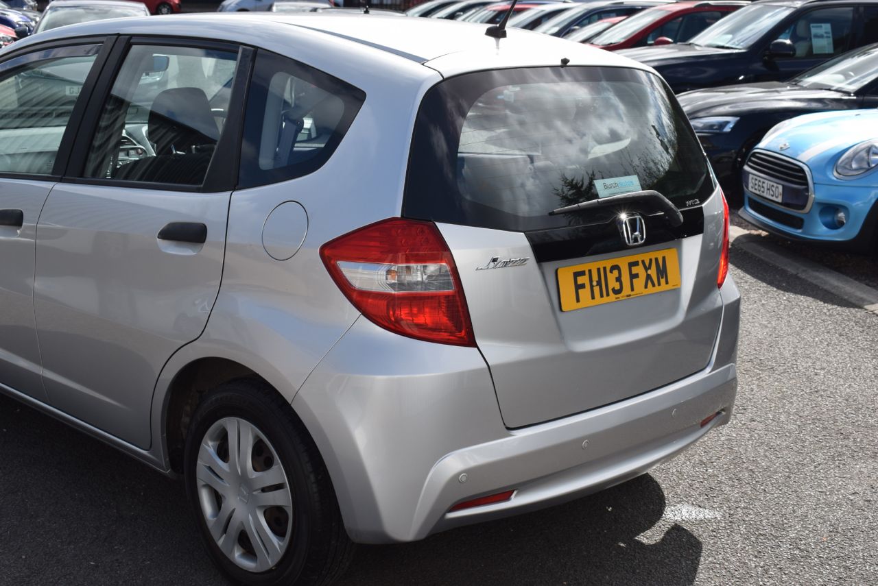 2013 HONDA JAZZ 1.2 i-VTEC S Hatchback 5dr Petrol Manual Euro 5 (A/C) (90 ps) Multiple Serv - vehicle photo 9 for sale on PureCar