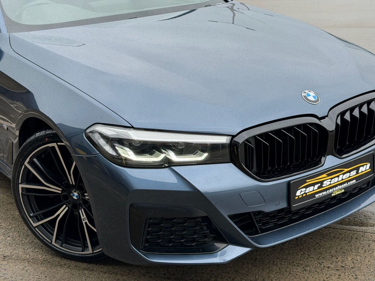 2022 BMW 5 SERIES 2.0 520d MHT M Sport Saloon 4dr Diesel Hybrid Steptronic Euro 6 (s/s) (190 - vehicle photo 5 for sale on PureCar