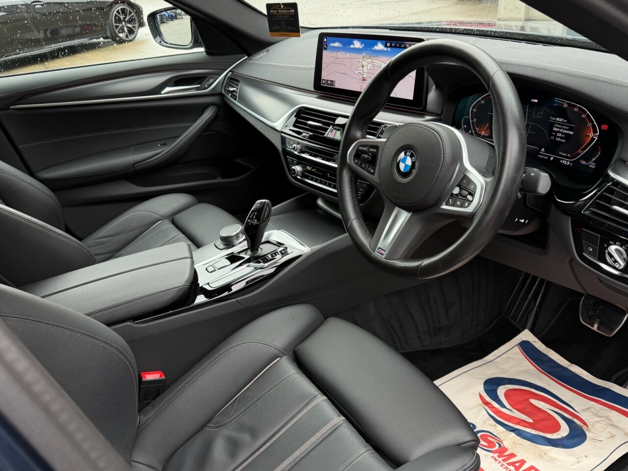 2022 BMW 5 SERIES 2.0 520d MHT M Sport Saloon 4dr Diesel Hybrid Steptronic Euro 6 (s/s) (190 - vehicle photo 7 for sale on PureCar