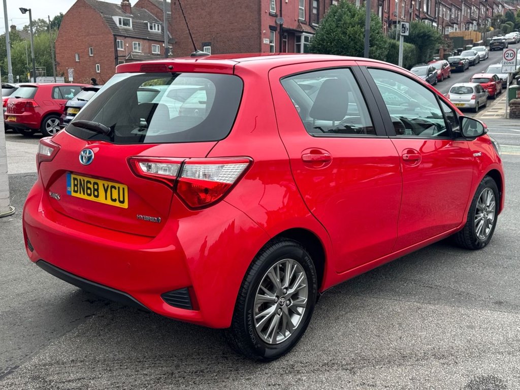 2018 Toyota Yaris — image 3