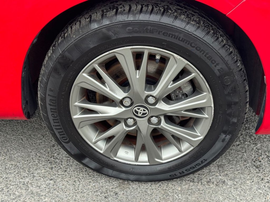 2018 Toyota Yaris — image 14