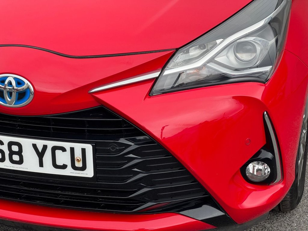 2018 Toyota Yaris — image 12