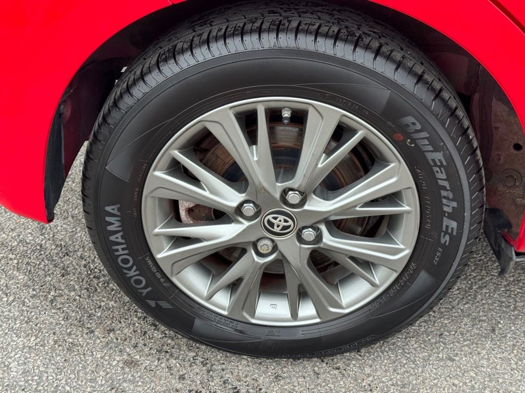 2018 Toyota Yaris — image 15